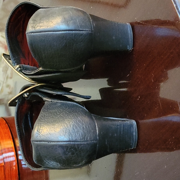 Stephen Vincenzi black leather shoe - Picture 3 of 7